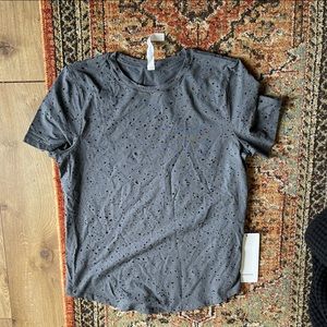 Lululemon tshirt 8 - NWT